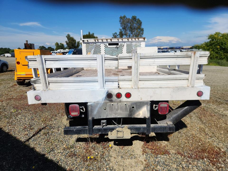 2017 Ford F-350 super duty VIN 1FDRF3GT5HEB62028 COPART salvage auction — MINOR DENT/SCRATCHES, NV - DIS/DLR/EXP ONLY CLEAN TITLE (P), sold $6,600 on 2026-07-09 (photo 6)
