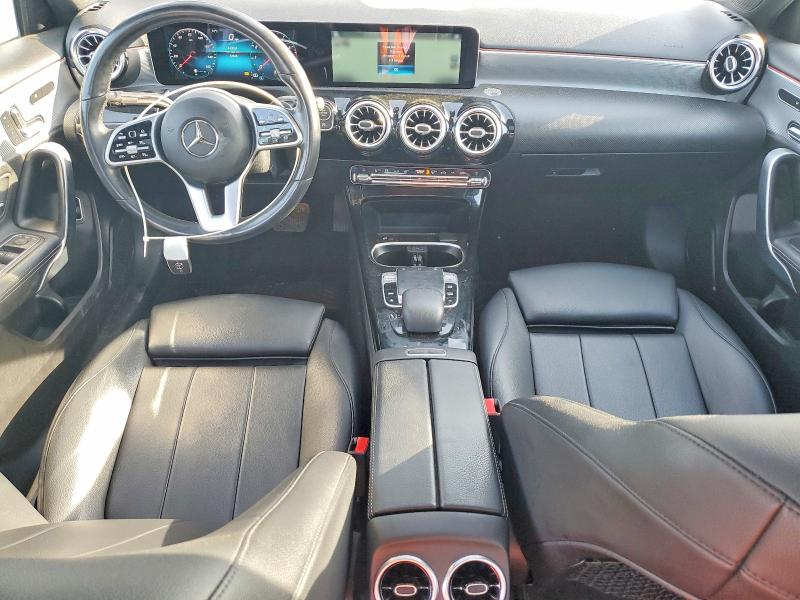 2019 Mercedes-benz A-klasse VIN WDD3G4FB9KW015286 COPART salvage auction — MINOR DENT/SCRATCHES, Md - Certificate Of Title, sold $8,800 on 2026-07-17 (photo 8)