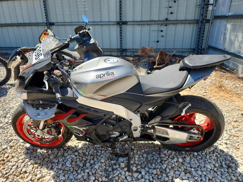 2024 Aprilia Rsv VIN ZD4KYUA06RS000954 COPART salvage auction — SIDE, Fl - Certificate Of Destruction, sold $2,200 on 2026-07-30 (photo 3)
