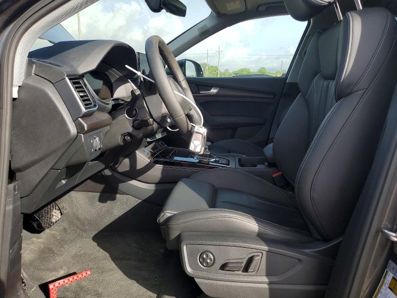 2025 Audi Q5 VIN WA1E2AFY7S2015535 COPART salvage auction — WATER/FLOOD, Tx - Salvage Title-Flood Damage, sold $14,200 on 2026-07-09 (photo 7)