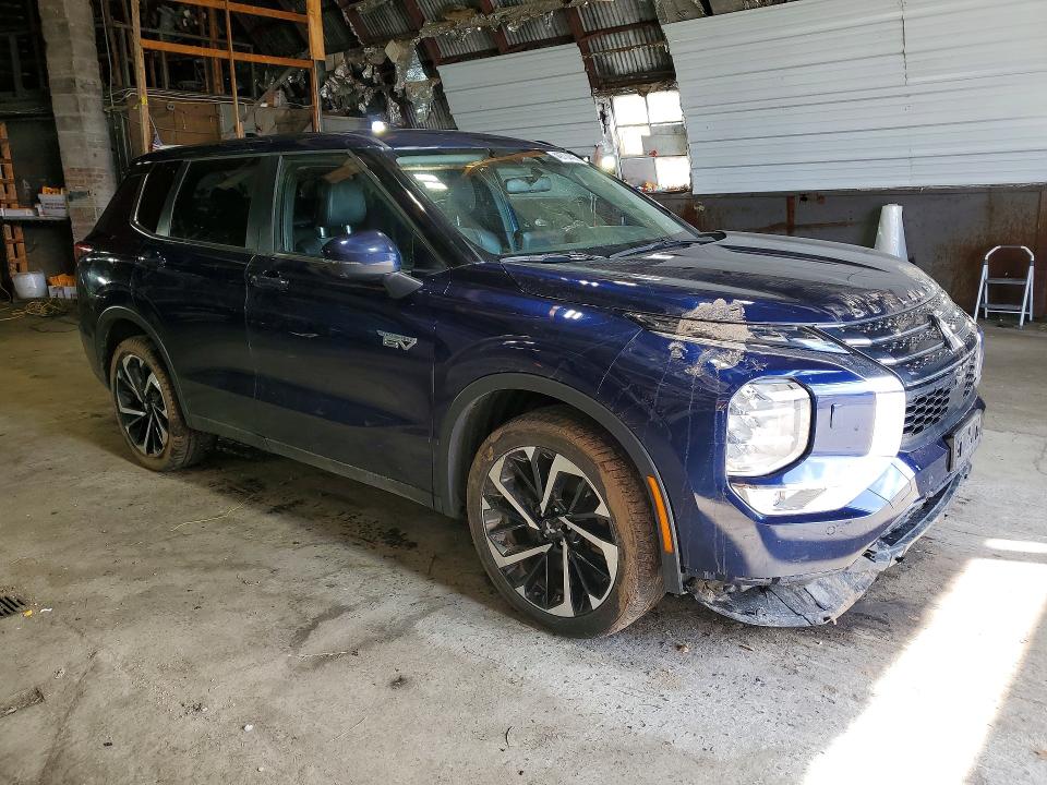 2023 Mitsubishi Outlander VIN JA4T5UA9XPZ062587 COPART salvage auction — FRONT END, Salvage Title, sold $10,200 on 2026-07-15 (photo 4)