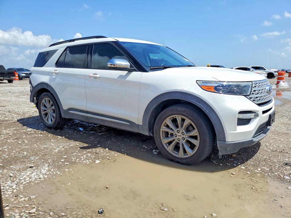 2020 Ford Explorer VIN 1FMSK7DH7LGC27950 COPART salvage auction — REAR END, Tx - Salvage Vehicle Title, sold $8,000 on 2026-07-02 (photo 4)