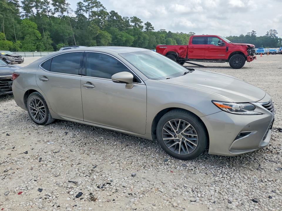 2017 Lexus ES VIN 58ABK1GG3HU071813 COPART salvage auction — SIDE, Tx - Certificate Of Title, sold $4,000 on 2026-07-03 (photo 4)