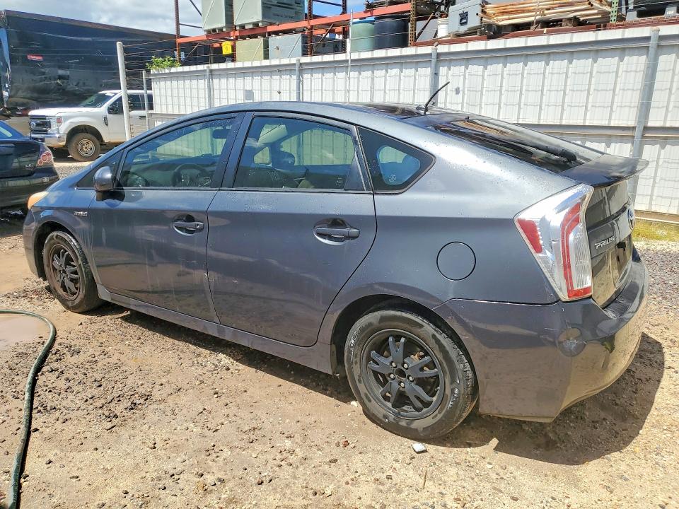 2013 Toyota Prius VIN JTDKN3DU6D1692290 COPART salvage auction — SIDE, Hi - Cert Of Title-Repossession, sold $675 on 2026-07-20 (photo 2)
