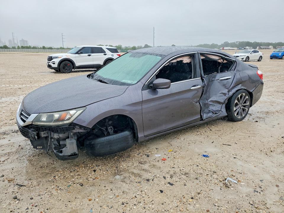 2014 Honda Accord VIN 1HGCR2F58EA300096 COPART salvage auction — FRONT END, Tx - Salvage Vehicle Title, sold $1,300 on 2026-07-02 (photo 1)