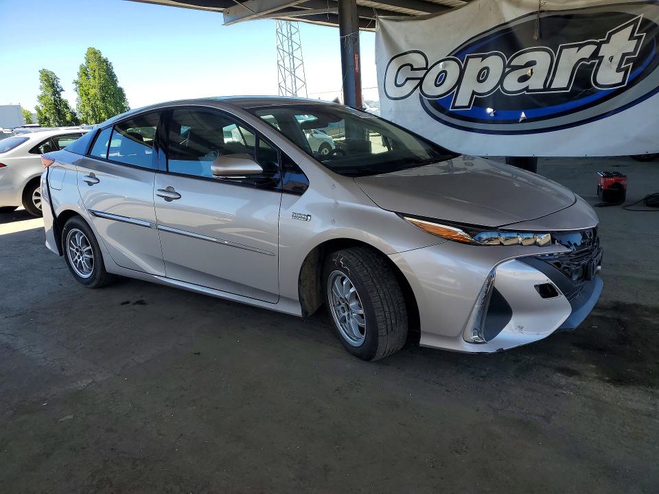 2017 Toyota Prius VIN JTDKARFP3H3056331 COPART salvage auction — REAR END, Id - Salvage Certificate Of Title, sold $20 on 2026-07-21 (photo 4)