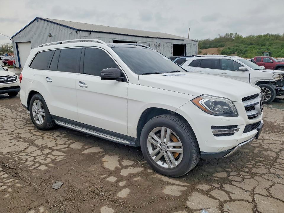 2015 Mercedes-benz Gl-klasse VIN 4JGDF6EE1FA476067 COPART salvage auction — FRONT END, IL - SALVAGE CERTIFICATE, sold $4,150 on 2026-07-03 (photo 4)