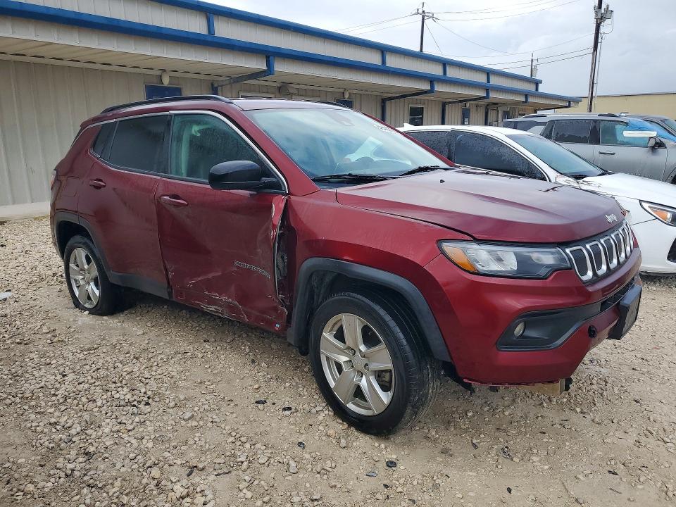 2022 Jeep Compass VIN 3C4NJCBB7NT104062 COPART salvage auction — SIDE, Tx - Certificate Of Title, sold $4,150 on 2026-09-08 (photo 4)