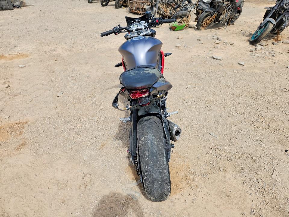 2016 Triumph motorcycle Street VIN SMTL03NE1GT728472 COPART salvage auction — REAR END, AL - CERT OF TITLE-SALVAGE TITLE, sold $1,550 on 2026-07-08 (photo 4)