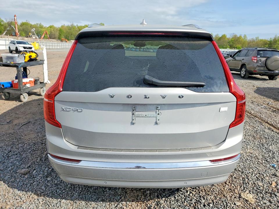 2023 Volvo Xc90 VIN YV4H600NXP1967763 COPART salvage auction — REAR END, Nj - Cert Of Title-Salvage, sold $24,100 on 2026-07-21 (photo 6)