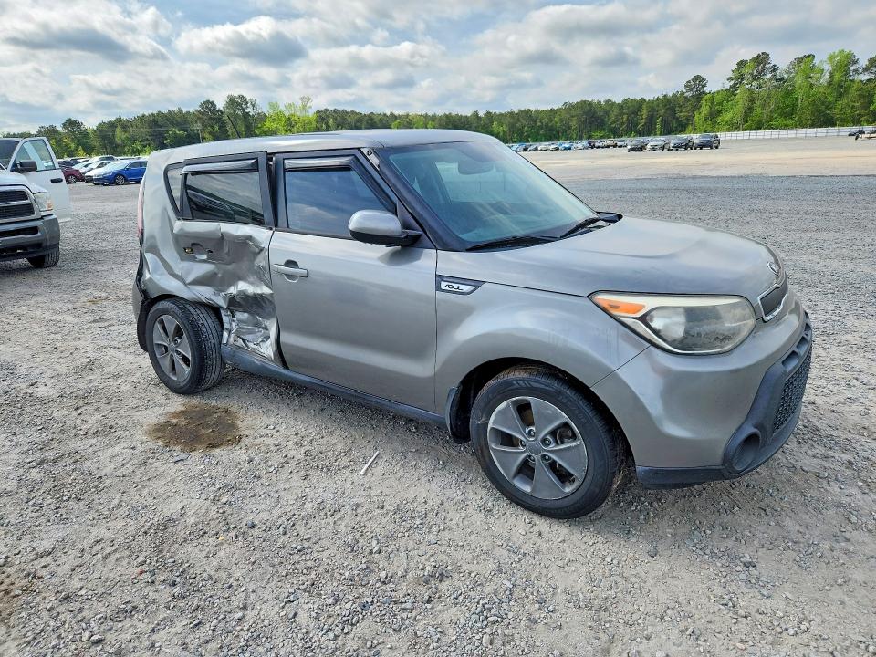 2015 Kia Soul VIN KNDJN2A25F7175748 COPART salvage auction — SIDE, Nc - Salvage Certificate Of Title, sold $425 on 2026-07-06 (photo 4)