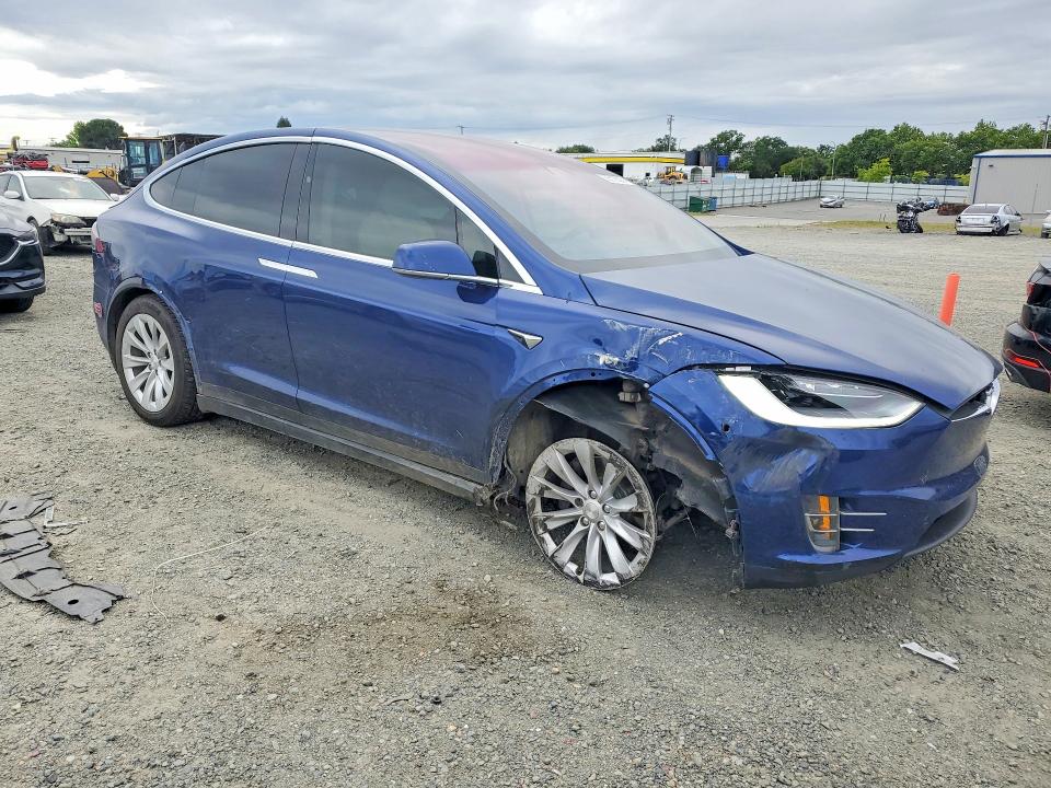 2019 Tesla Model x VIN 5YJXCDE28KF156296 COPART salvage auction — FRONT END, CA - SALVAGE CERTIFICATE, sold $4,150 on 2026-07-21 (photo 4)