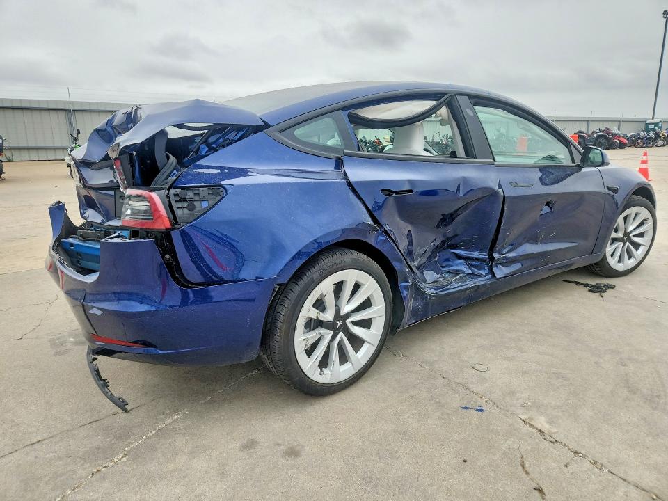 2023 Tesla Model 3 VIN 5YJ3E1EB2PF713492 COPART salvage auction — SIDE, Tx - Salvage Vehicle Title, sold $5,900 on 2026-07-06 (photo 3)