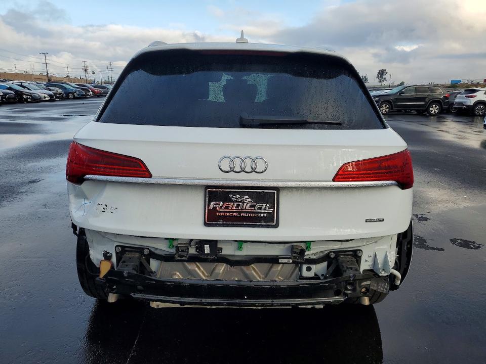 2022 Audi Q5 VIN WA1EAAFY6N2092856 COPART salvage auction — REAR END, CA - LIEN PAPERS-SALVAGE OR AC, sold $10,200 on 2026-07-22 (photo 6)