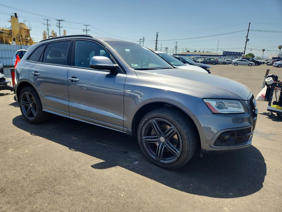2014 Audi Q5 VIN WA1WGAFP2EA043136 COPART salvage auction — MINOR DENT/SCRATCHES, Va - Certificate Of Title, sold $1,900 on 2026-07-21 (photo 4)