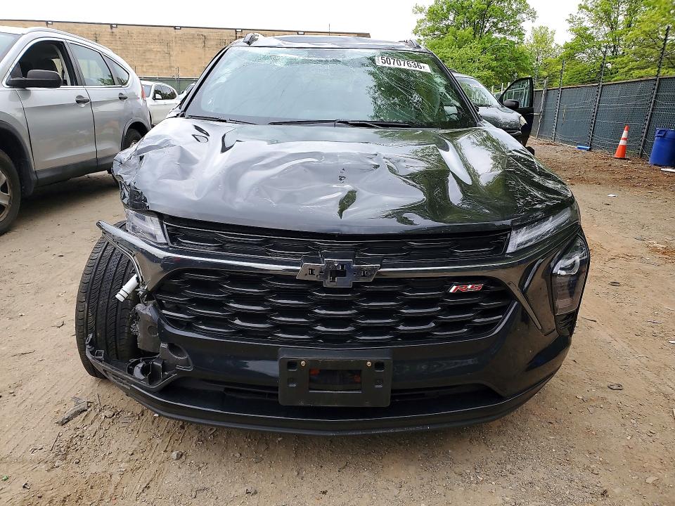 2025 Chevrolet Trax VIN KL77LJEP3SC310434 COPART salvage auction — ROLLOVER, Salvage Title, sold $2,250 on 2026-07-23 (photo 5)
