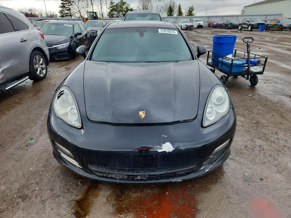 2011 Porsche Panamera VIN WP0AA2A70BL011168 COPART salvage auction — VANDALISM, ON - PERMIT NO BRAND - UNFIT, sold $1,750 on 2026-07-28 (photo 5)