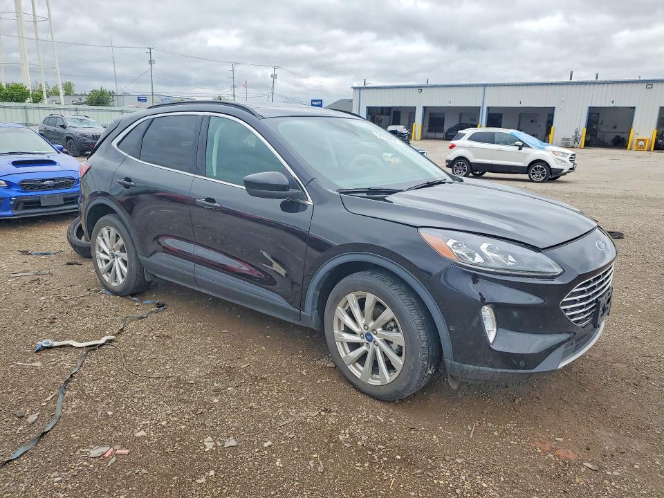 2022 Ford Escape VIN 1FMCU9J9XNUA39497 COPART salvage auction — REAR END, Il - Salvage Certificate, sold $8,800 on 2026-07-03 (photo 4)