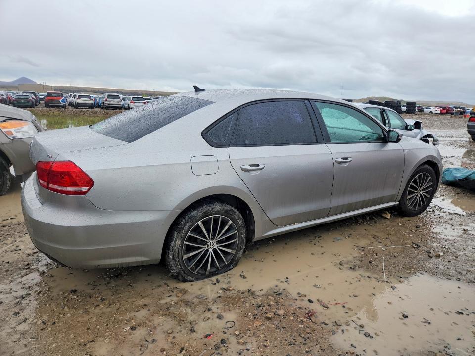 2014 Volkswagen Passat VIN 1VWAT7A31EC072308 COPART salvage auction — FRONT END, Ut - Salvage Certificate, sold $925 on 2026-07-02 (photo 3)