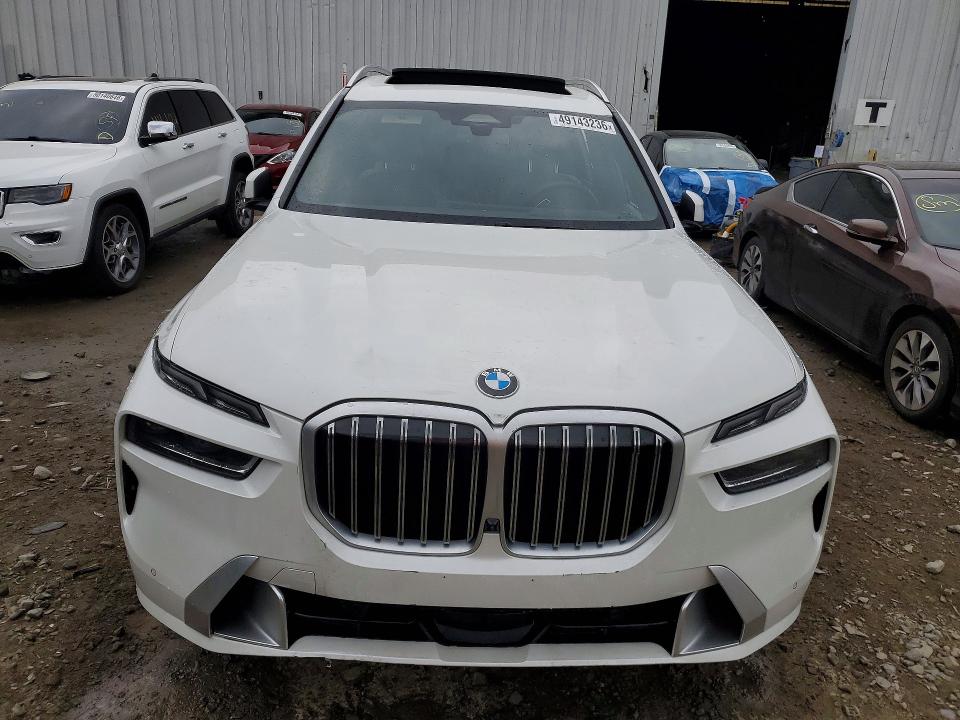 2023 BMW X7 VIN 5UX23EM06P9R58099 COPART salvage auction — REAR END, Salvage Title, sold $39,000 on 2026-08-26 (photo 5)