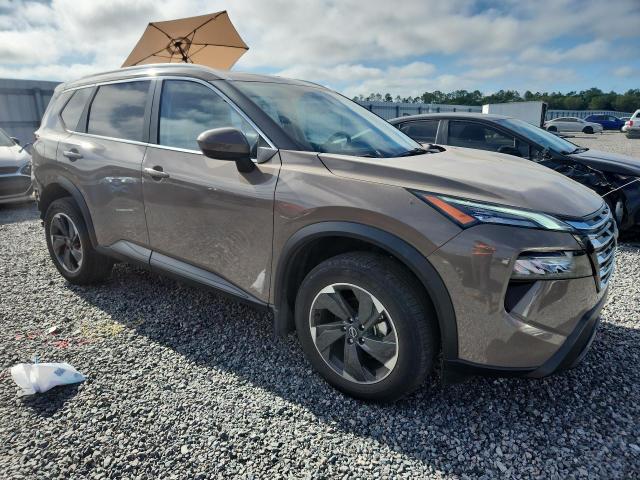 2025 Nissan Rogue VIN JN8BT3BB2SW171417 COPART salvage auction — SIDE, Salvage Title, sold $6,700 on 2026-07-31 (photo 4)