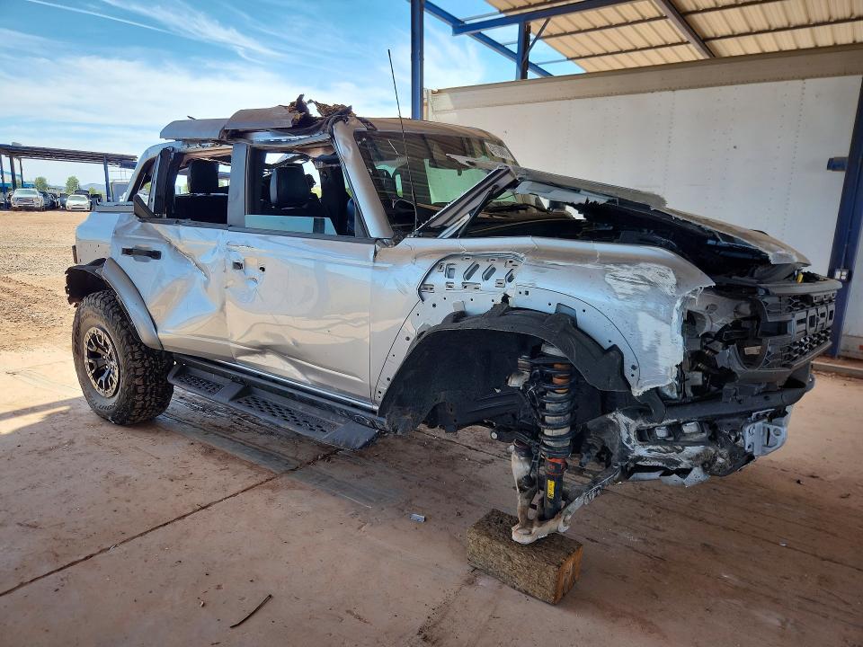 2024 Ford Bronco VIN 1FMEE0RR3RLA62959 COPART salvage auction — Rollover, AZ - CERT OF TITLE - SALVAGE, sold $17,000 on 2026-04-21 (photo 4)