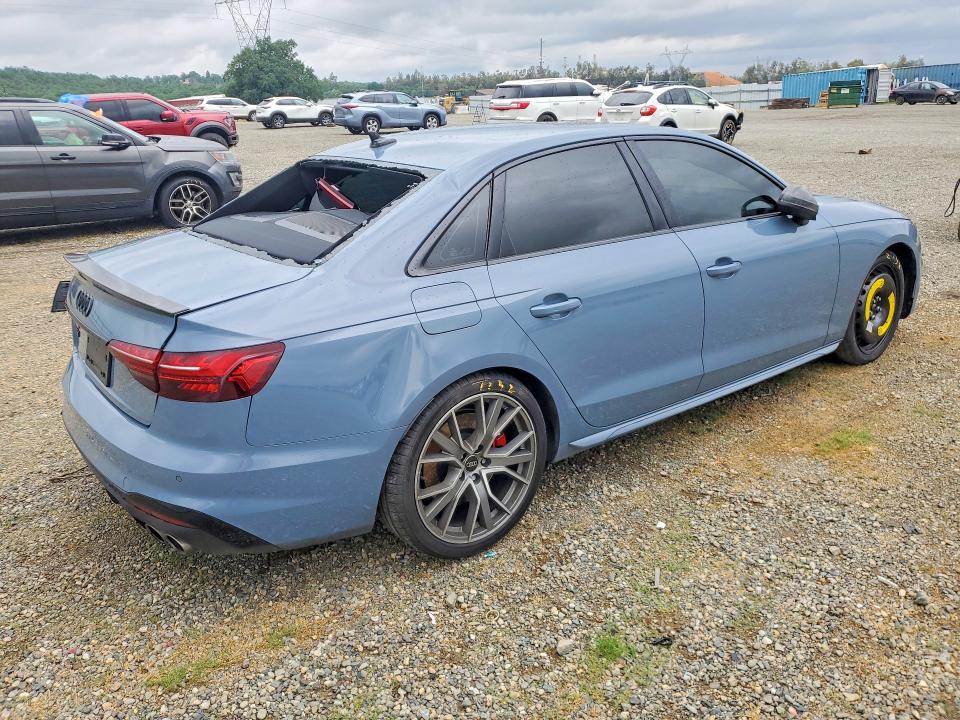 2022 Audi Rs4 VIN WAUB4AF46NA036271 COPART salvage auction — REAR END, CA, sold $9,200 on 2026-07-24 (photo 3)