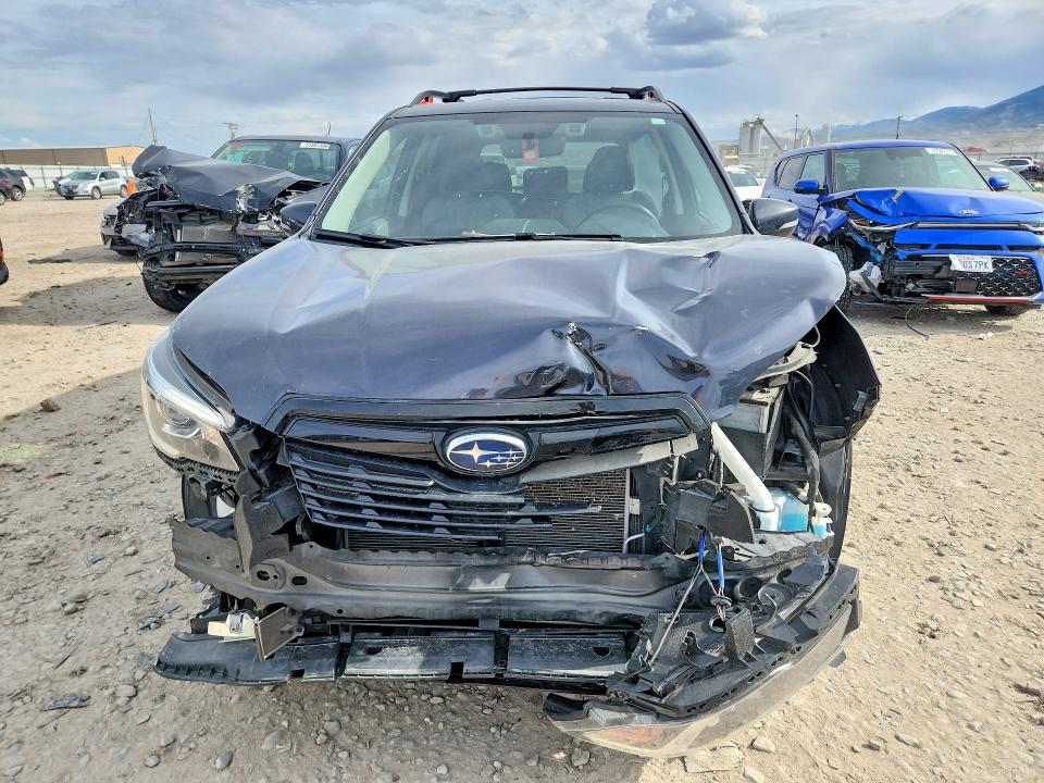2019 Subaru Forester VIN JF2SKAJCXKH449807 COPART salvage auction — FRONT END, UT - SALVAGE CERTIFICATE, sold $5,000 on 2026-07-10 (photo 5)