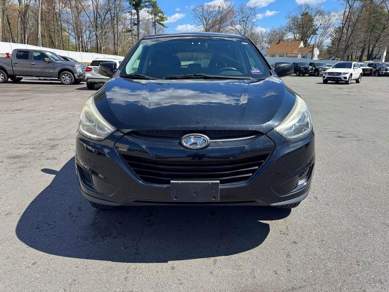 2015 Hyundai Tucson VIN KM8JTCAF1FU064934 COPART salvage auction — MINOR DENT/SCRATCHES, Me - Certificate Of Title, sold $475 on 2026-07-22 (photo 5)