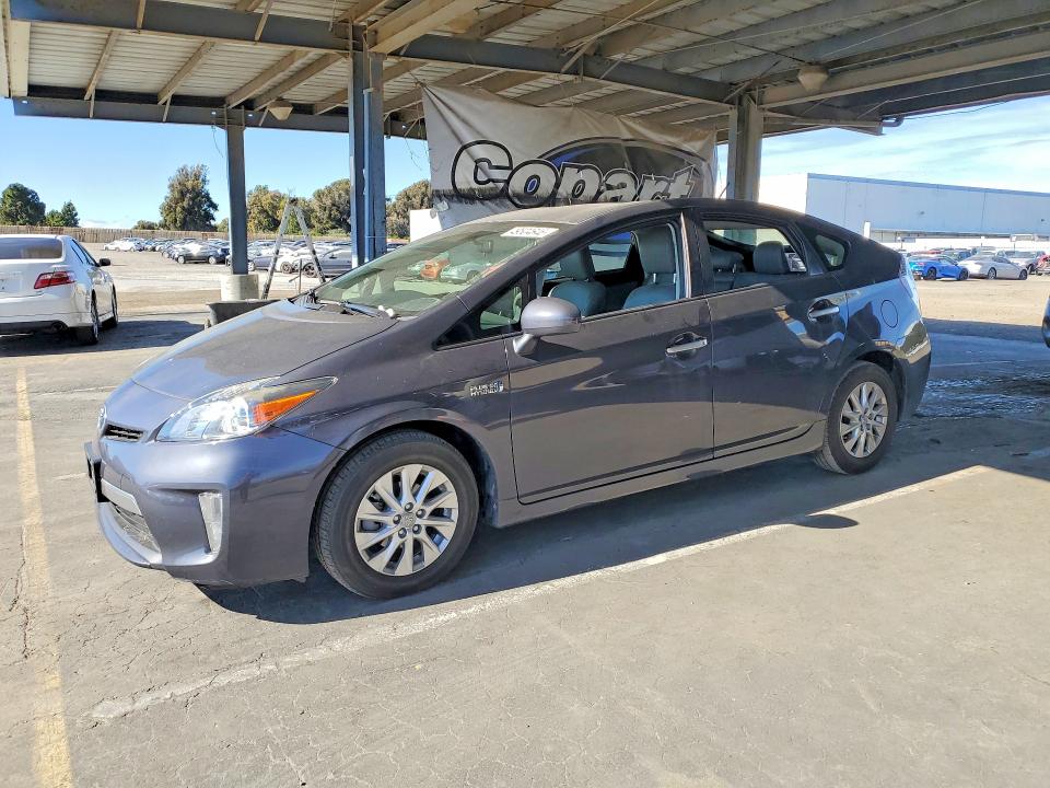 2015 Toyota Prius VIN JTDKN3DP8F3069495 COPART salvage auction — SIDE, Ca - Salvage Certificate, sold $3,950 on 2026-07-21 (photo 1)