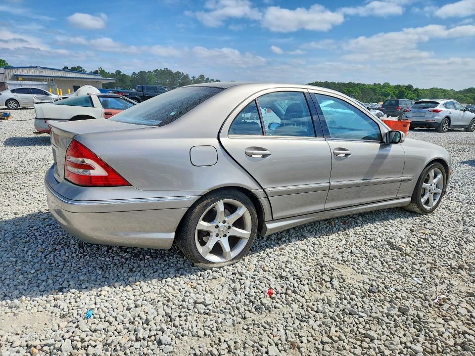 2007 Mercedes-benz C-klasse VIN WDBRF52H77E023342 COPART salvage auction — SIDE, Ga - Cert Of Title-Salvage, sold $400 on 2026-07-09 (photo 3)