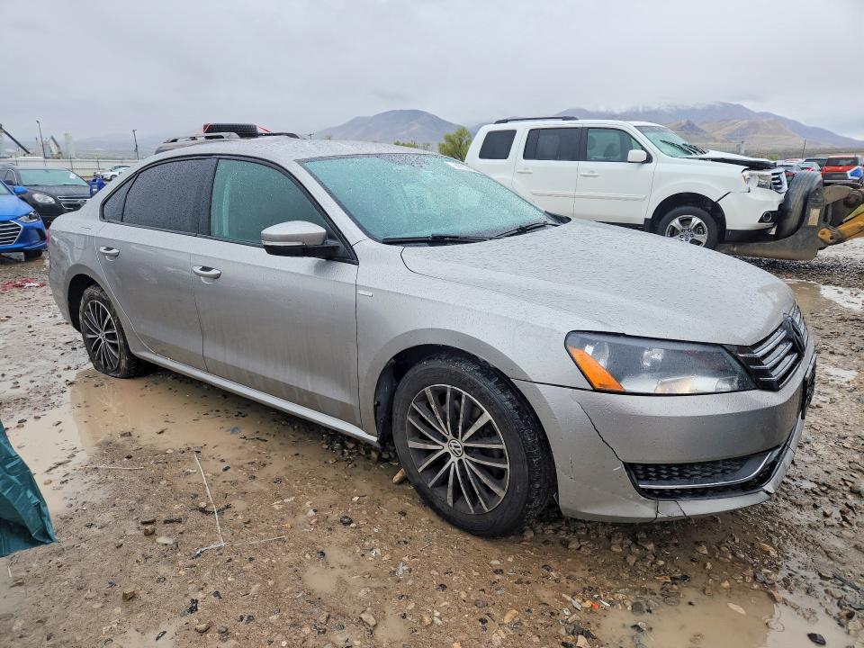 2014 Volkswagen Passat VIN 1VWAT7A31EC072308 COPART salvage auction — FRONT END, Ut - Salvage Certificate, sold $925 on 2026-07-02 (photo 4)