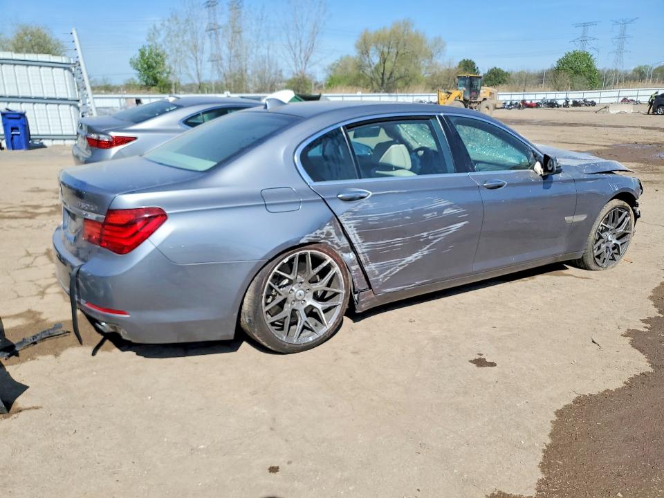 2013 BMW 7er VIN WBAYF8C53DD140398 COPART salvage auction — FRONT END, Il - Salvage Certificate, sold $2,150 on 2026-07-16 (photo 3)