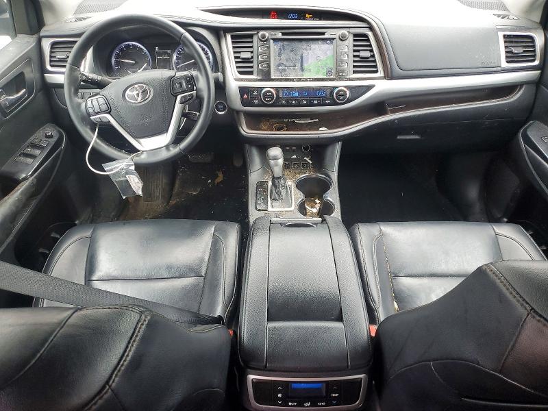 2019 Toyota Highlander VIN 5TDJZRFH3KS609661 COPART salvage auction — VANDALISM, On - Permit No Brand - Unfit, sold $13,300 on 2026-07-03 (photo 8)