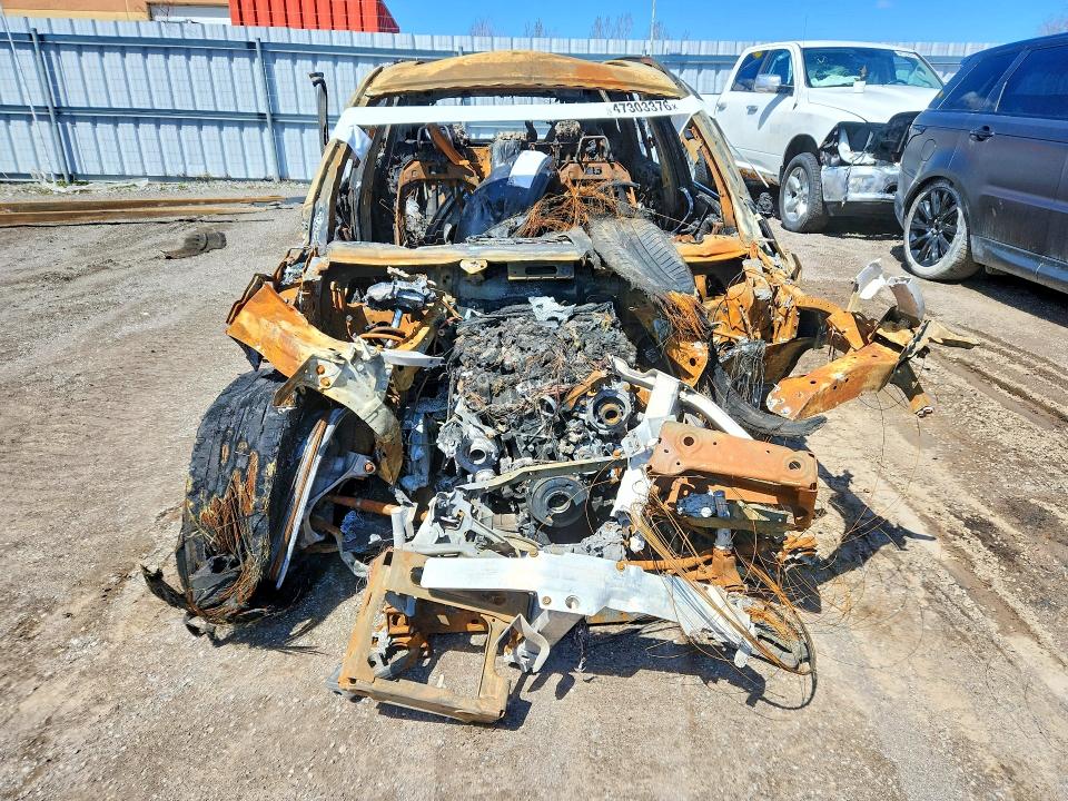 2022 BMW X3 VIN 5UX53DP04N9K31821 COPART salvage auction — VANDALISM, On - No Title Available, sold $375 on 2026-07-28 (photo 5)