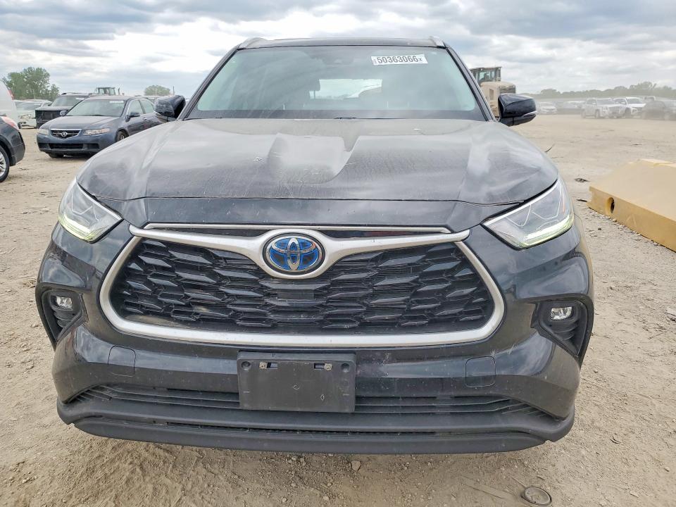 2023 Toyota Highlander VIN 5TDAARAH7PS519614 COPART salvage auction — HAIL, Ks - Cert Of Title-Salvage, sold $16,900 on 2026-07-02 (photo 5)