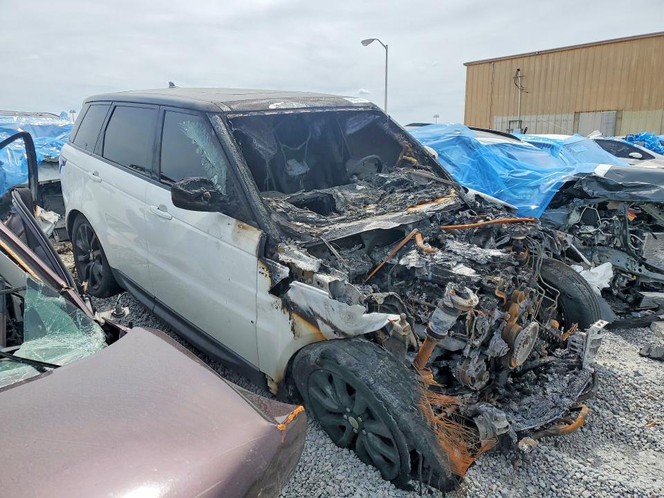 2016 Land rover Range rover sport VIN SALWR2PF3GA123116 COPART salvage auction — BURN, Sc - Cert Of Title-Salvage Fire, sold $225 on 2026-07-31 (photo 4)