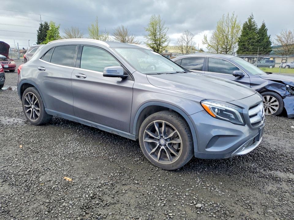 2016 Mercedes-benz Gla-klasse VIN WDCTG4GBXGJ208277 COPART salvage auction — REAR END, Or - Salvage Title Certificate, sold $200 on 2026-07-21 (photo 4)