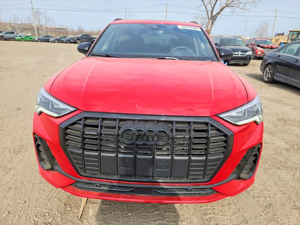 2025 Audi Q3 VIN WA1EECF33S1109294 COPART salvage auction — SIDE, Qc - Gravement Accidente, sold $20,850 on 2026-07-14 (photo 5)