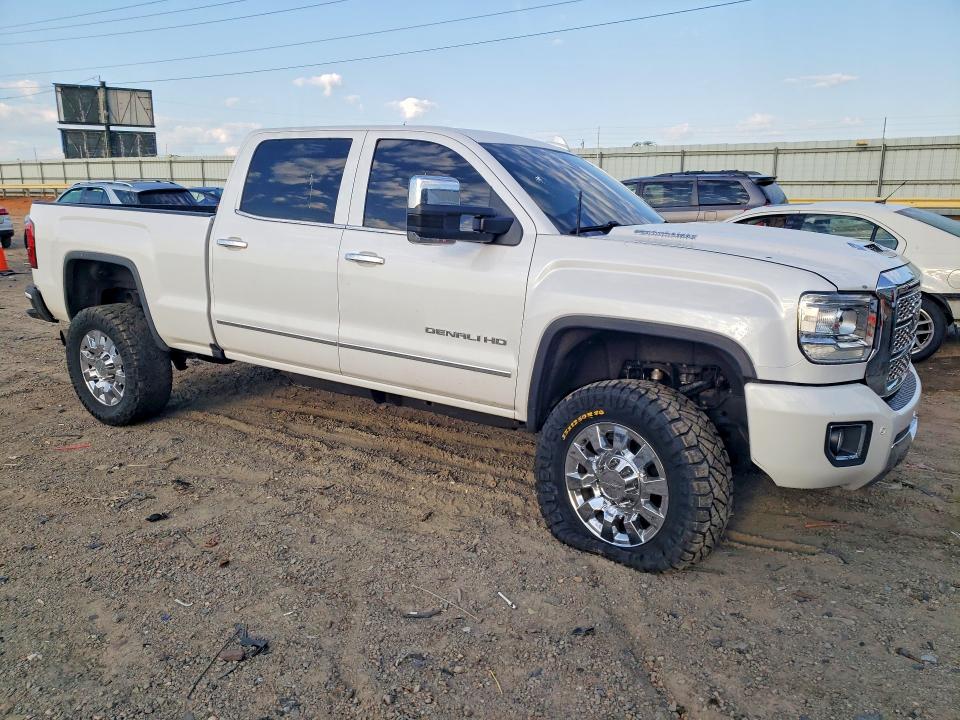 2019 Gmc SIERRA VIN 1GT12SEYXKF249950 COPART salvage auction — FRONT END, Salvage Title, sold $31,500 on 2026-07-31 (photo 4)