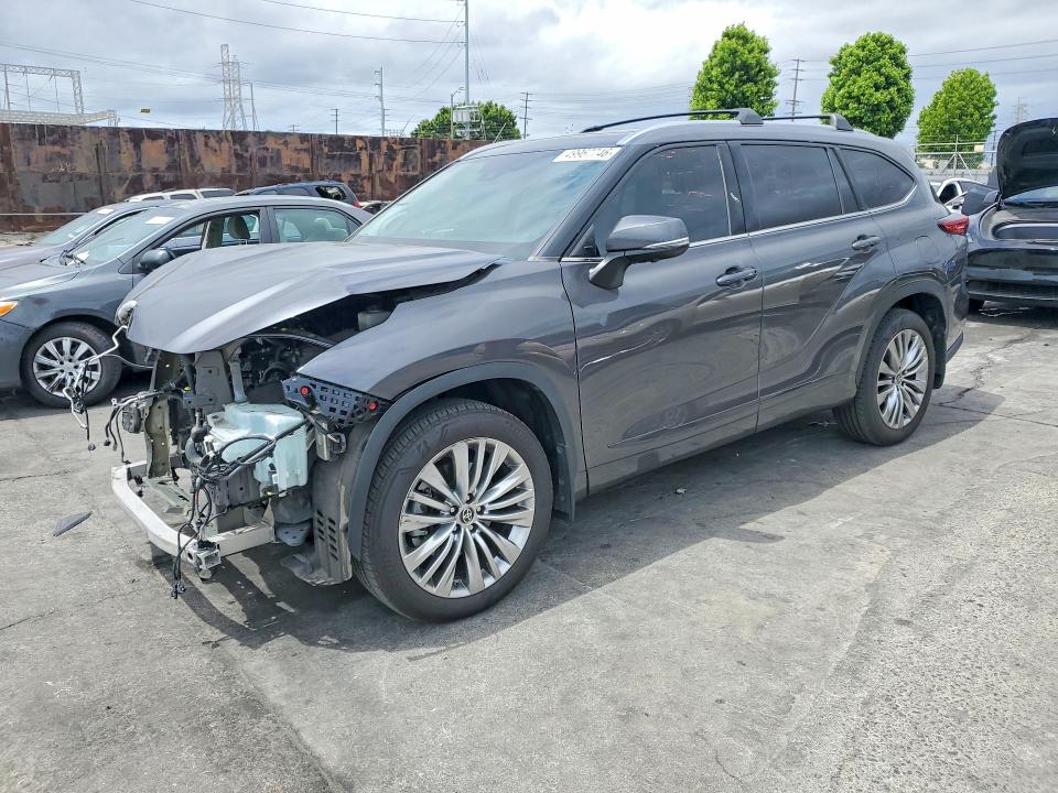 2023 Toyota Highlander VIN 5TDKDRBH5PS015184 COPART salvage auction — FRONT END, Ca - Salvage Certificate, sold $16,500 on 2026-07-10 (photo 1)