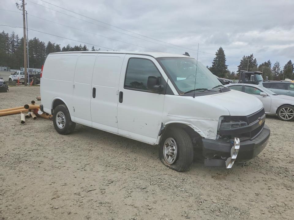 2023 Chevrolet Express 2500 VIN 1GCWGAFP1P1106543 COPART salvage auction — FRONT END, Mo - Junking Certificate, sold $8,200 on 2026-07-10 (photo 4)