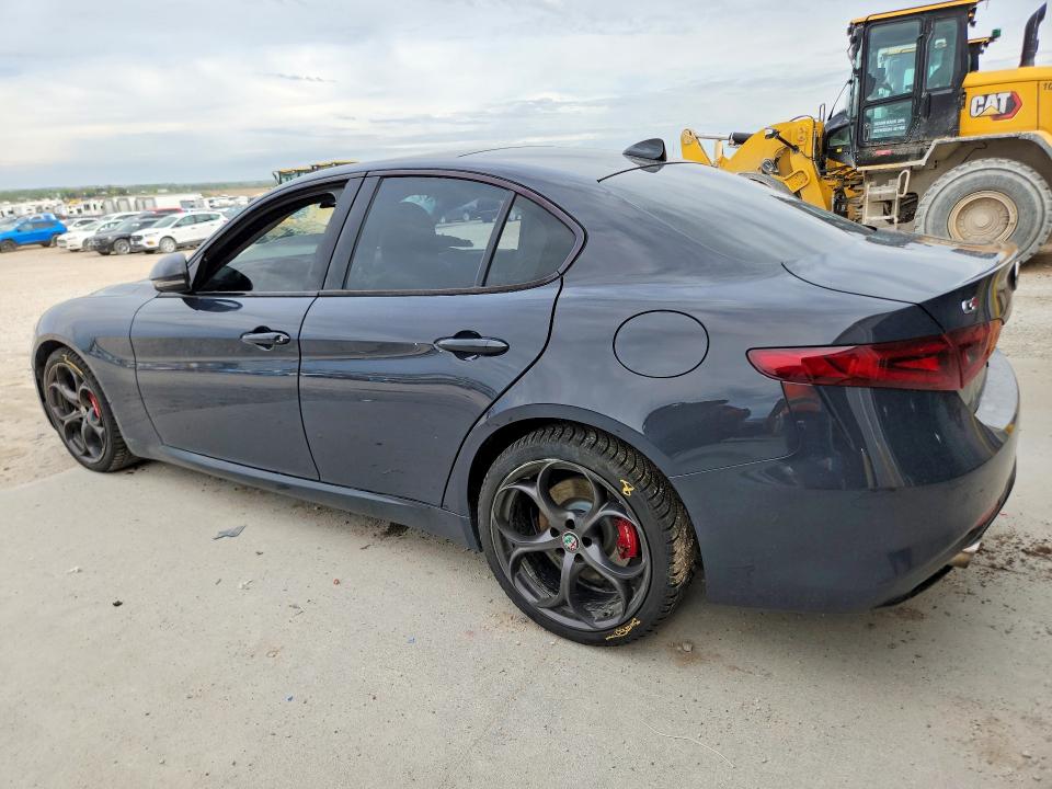 2019 Alfa romeo Giulia VIN ZARFANBN2K7600421 COPART salvage auction — SIDE, Id - Salvage Certificate Of Title, sold $3,700 on 2026-08-11 (photo 2)