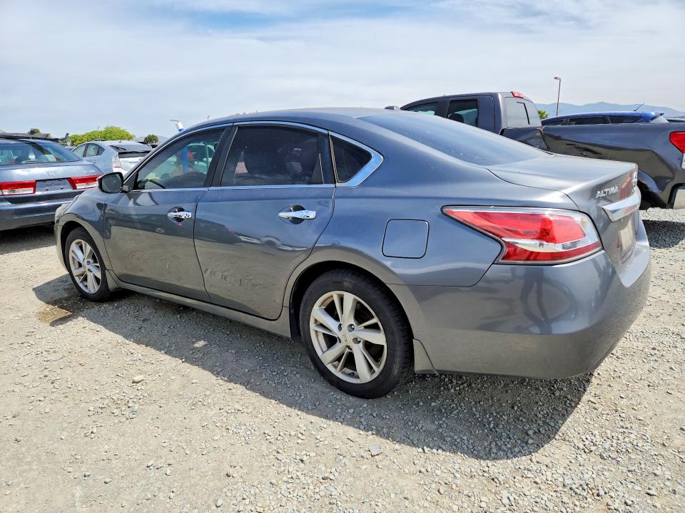 2015 Nissan Altima VIN 1N4AL3AP0FN907213 COPART salvage auction — MINOR DENT/SCRATCHES, Nc - Dis/Dlr/Exp Only Clean Title, sold $675 on 2026-07-03 (photo 2)