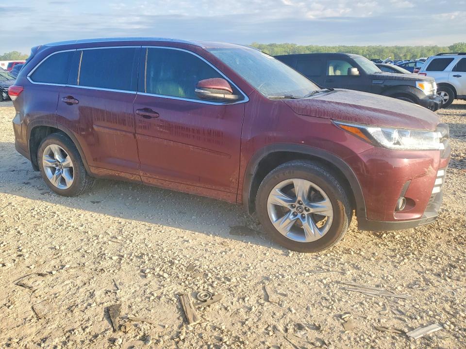 2018 Toyota Highlander VIN 5TDDZRFH3JS496550 COPART salvage auction — MINOR DENT/SCRATCHES, Ks - Cert Of Title-Salvage, sold $750 on 2026-07-21 (photo 4)
