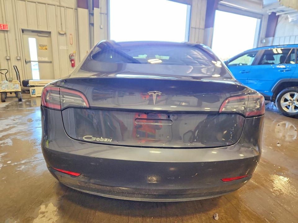 2018 Tesla Model 3 VIN 5YJ3E1EB6JF085606 COPART salvage auction — SIDE, Salvage Title, sold $5,300 on 2026-07-27 (photo 6)