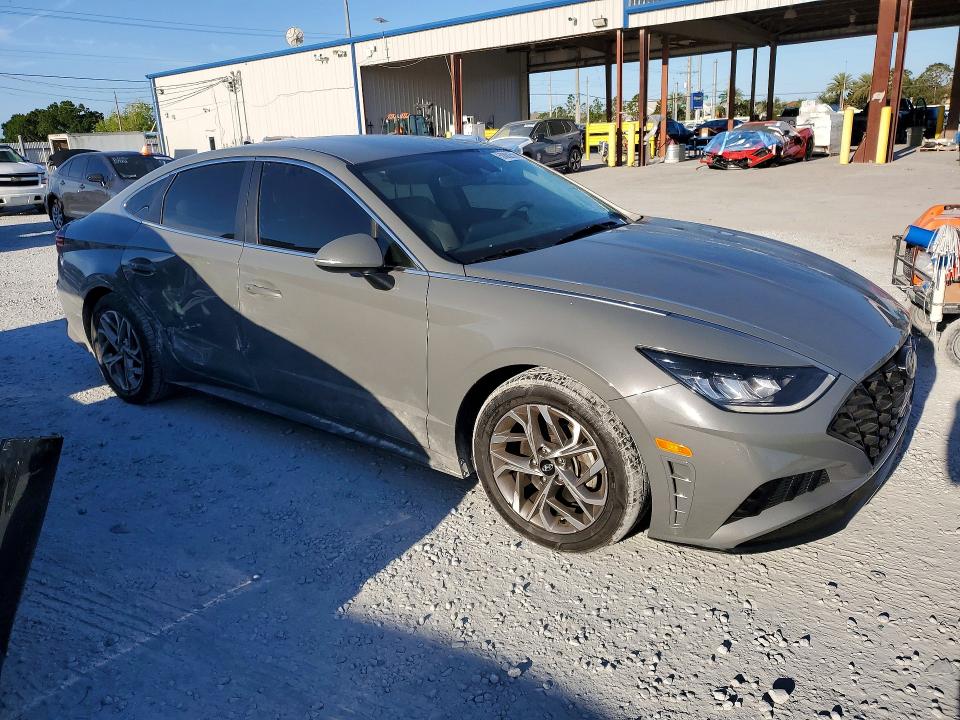 2021 Hyundai Sonata VIN KMHL64JA9MA158374 COPART salvage auction — SIDE, FL, sold $30 on 2026-07-24 (photo 4)