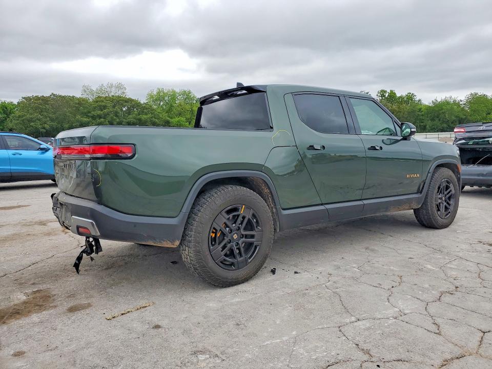 2023 Rivian VIN 7FCTGAAA9PN017439 COPART salvage auction — REAR END, Salvage Title, sold $15,500 on 2026-07-30 (photo 3)