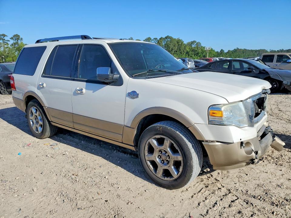 2013 Ford Expedition VIN 1FMJU1J59DEF33073 COPART salvage auction — FRONT END, Tx - Certificate Of Title, sold $750 on 2026-07-02 (photo 4)