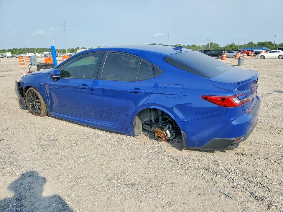 2025 Toyota VIN 4T1DAACK8SU206742 COPART salvage auction — SIDE, TX - SALVAGE VEHICLE TITLE, sold $9,200 on 2026-07-02 (photo 2)